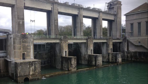 Dans l'Ain, Vinci offre une seconde jeunesse au barrage de Chancy-Pougny