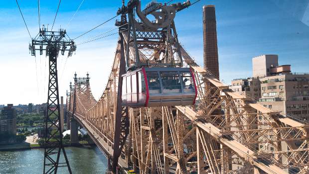 Vers un tramway aérien entre Lyon et Saint-Etienne ?