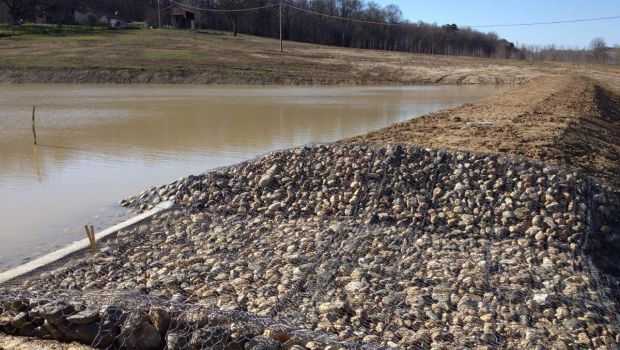 Matelas pour lac collinaire 