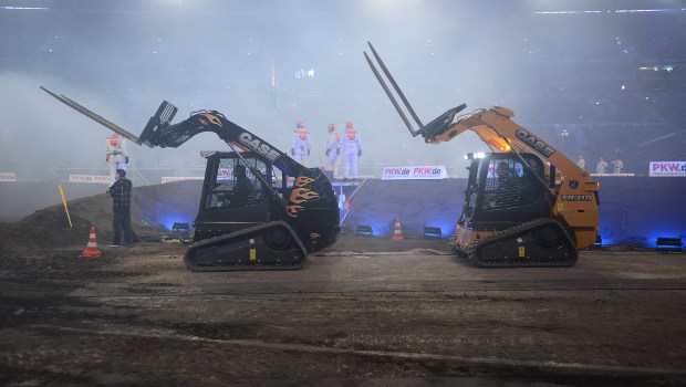 Allemagne : les chargeuses compactes Case font leur show !