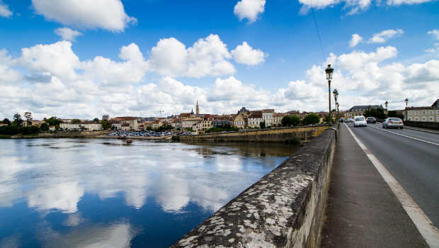 Lycée à énergie positive de Bergerac : la construction avance