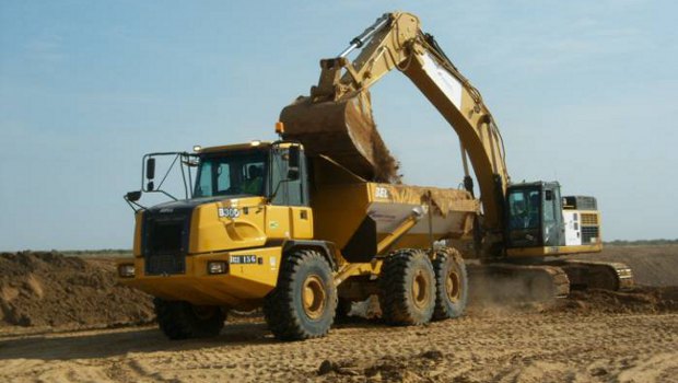 Matériels de chantier : un rebond au second semestre 2015 ?