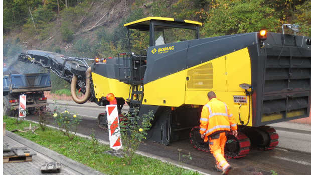 Bomag lance une fraiseuse de 2 m de large
