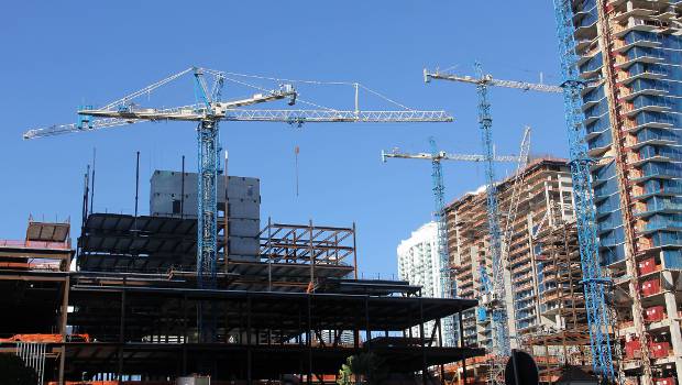 Miami : ballet de grues Terex sur le Brickell City Centre