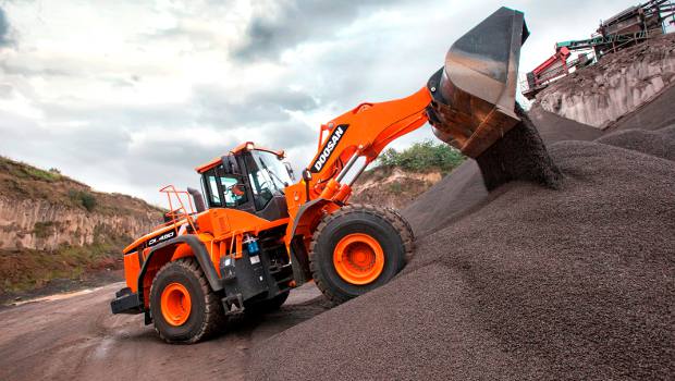 Doosan : des chargeuses haut de gamme en Stage IV