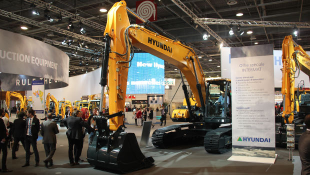 Hyundai inaugure sa série de pelles HX