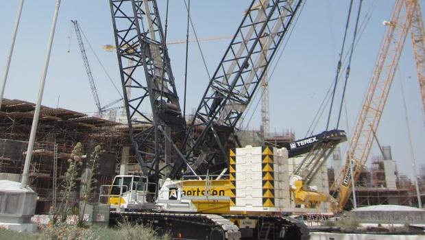 Une grue Terex débarque au Qatar