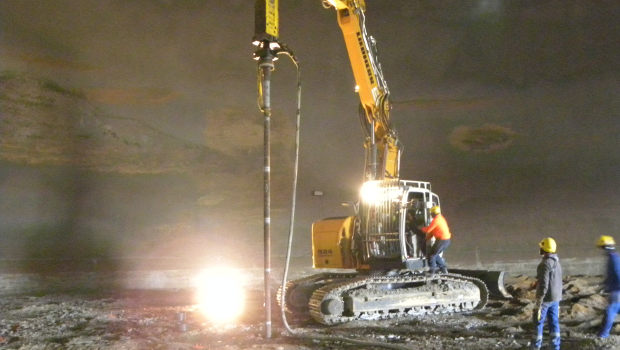 Port de Rouen : un silo fondé sur pieux en fonte ductile