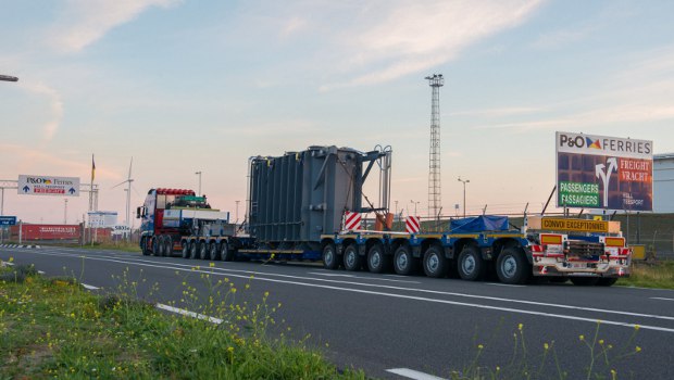 Faymonville met son CombiMAX au service de Team Heavy Weight