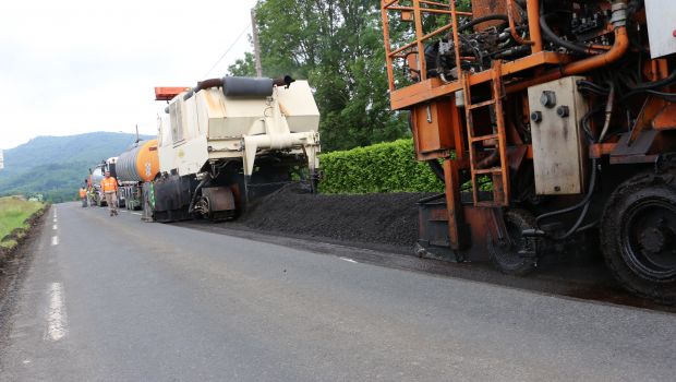 En Ariège, Colas régénère à haute densité 