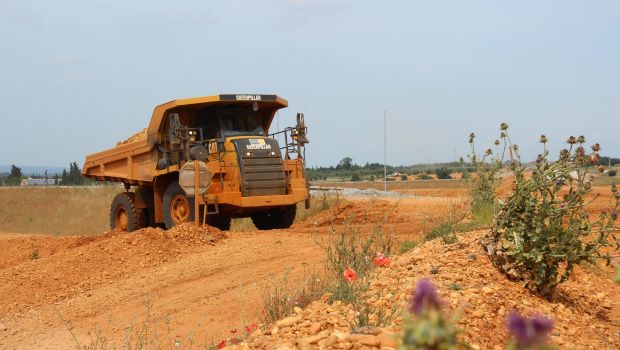 Terrain instable pour les tombereaux 