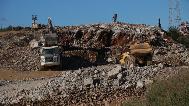 A9 : le défi des grands travaux en milieu urbanisé 