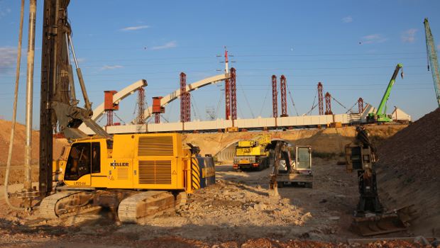 A9 : le viaduc Lez-Lironde prend place