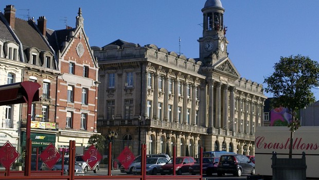 À Cambrai, le chantier de la médiathèque lève le pied