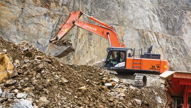 Dans l’Ille-et-Vilaine, Hitachi montre les muscles