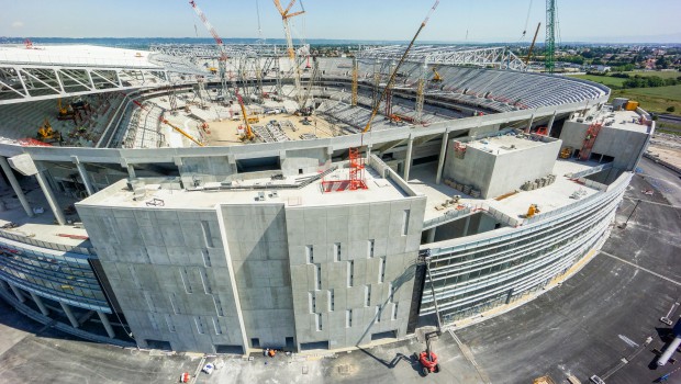 À Lyon, le Stade des Lumières fait marcher le BTP local