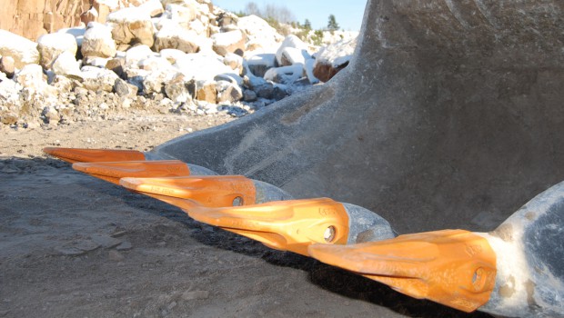 Bauma : Combi Wear Parts a la dent dure