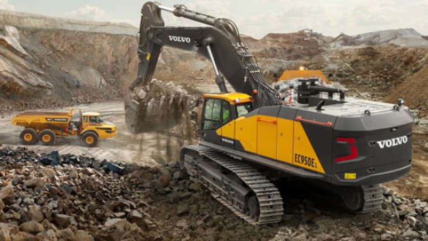 Volvo CE lance une pelle de 90 t