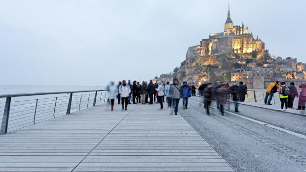 Construction bois : le pont-passerelle du Mont Saint-Michel à l'honneur