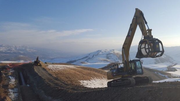 Des godets cribleurs MB « pleins gaz » entre Azerbaïdjan et Turquie