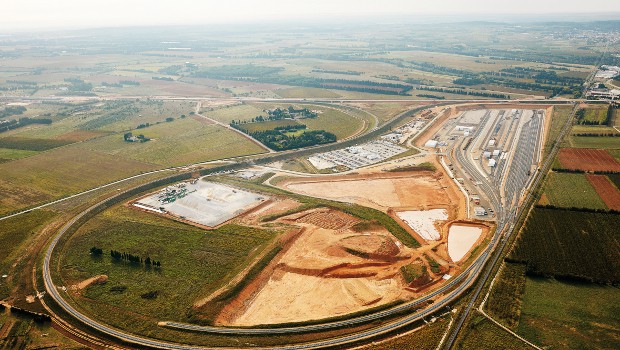 CNM : plus qu’une base travaux, une ville !