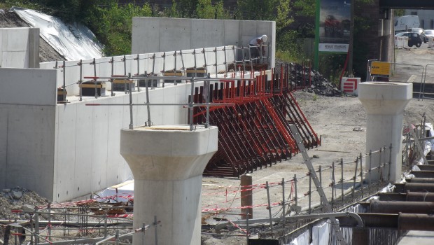 Tramway Strasbourg : Paschal sur le pont