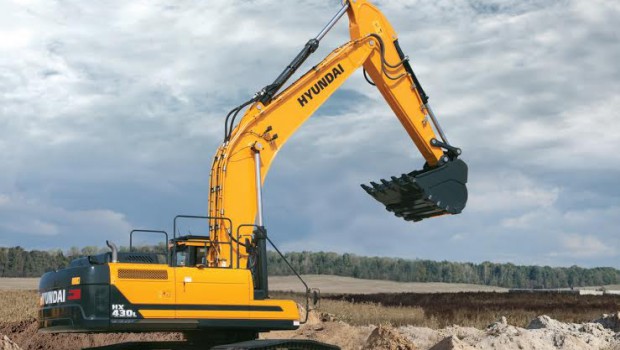 Hyundai lance sa pelle sur chenilles HX430 L