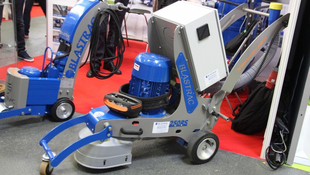 Amiante: une ponceuse-rectifieuse télécommandée pour Blastrac