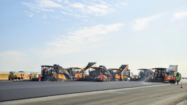 Colas réhabilite la piste 2 de l'aéroport Roissy-CDG