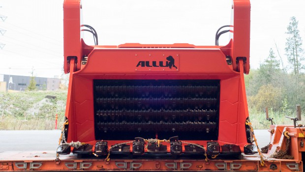 Allu livre le plus gros godet cribleur au monde