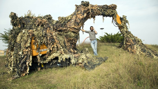 INSOLITE - Case fait dans le camouflage