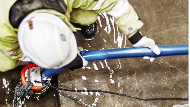 Pomper l’eau, jusqu’à la dernière goutte