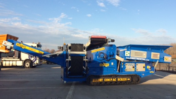 Crible compact chez Smet Location