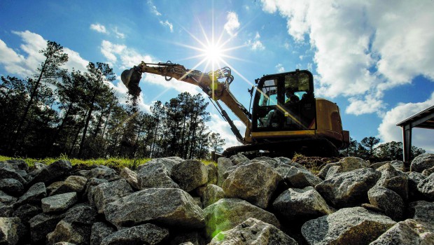 Midi pelles : chacun veut sa place au soleil