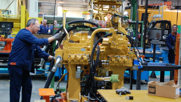 Caterpillar to close Belgium plant in Gosselies, 2,000 indirect jobs threatened