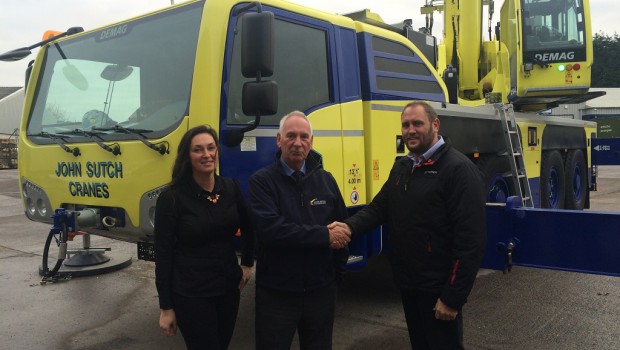 John Sutch Cranes choisit Demag