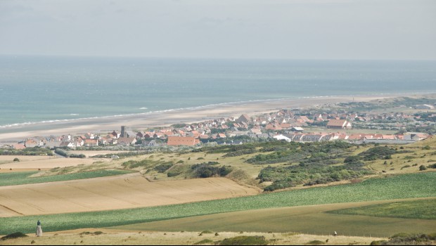 Calais : la digue de Sangatte se reconstruit