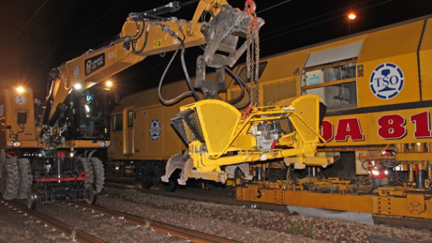 2 trains-usines sur la ligne grande vitesse Nord