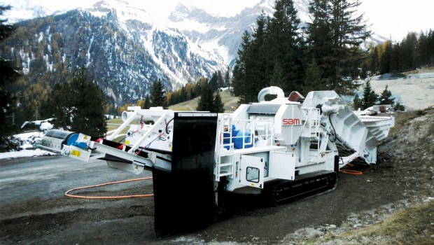 Jaw crusher on rails at work in Switzerland