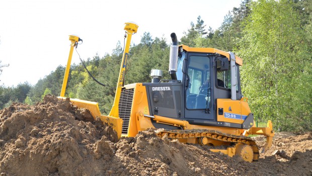 Les bouteurs Dressta de Série S en Amérique du Nord