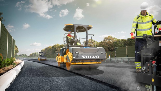 Volvo newest road tandems at Conexpo