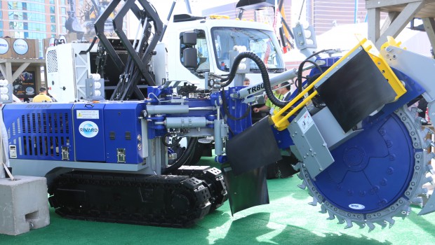 Rivard tranche outre Atlantique