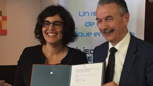 La filière du très haut débit signe un EDEC avec l'Etat