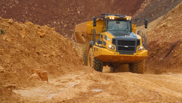 Bell B40 E : premiers tours de piste chez Malet