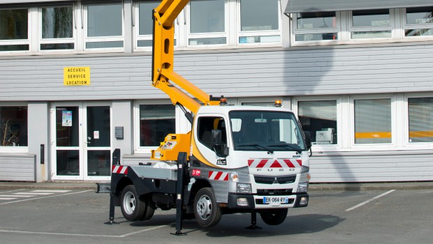 Palfinger Fuso P160A : né de l'union entre Fuso et Palfinger