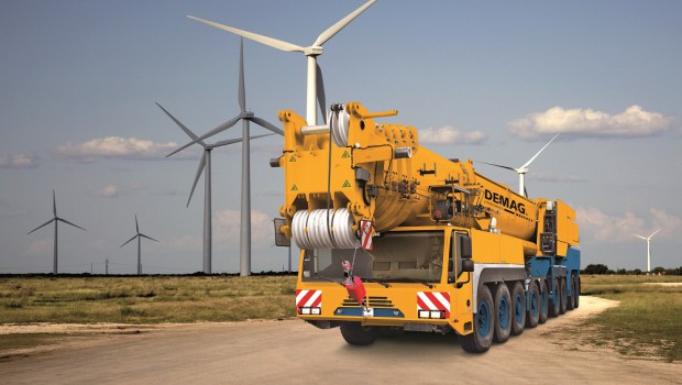 Michielsens commande une grue Demag