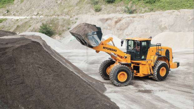 Hyundai étend sa gamme de chargeuses sur pneus