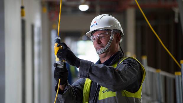 Ecosse : Spie revient sur les bancs de l'école