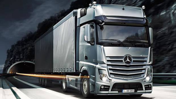 Mercedes Trucks aux 24 heures du Mans camion ...