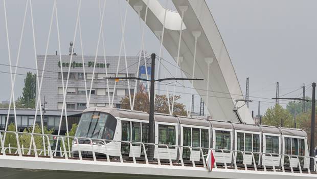 Saint-Gobain équipe le premier tramway transfrontalier